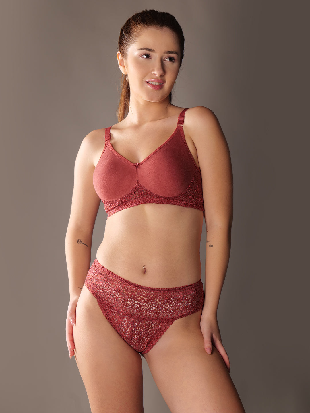 Softskin Pack of 3 Seamless Poly cotton and Lycra lace Lingerie Set