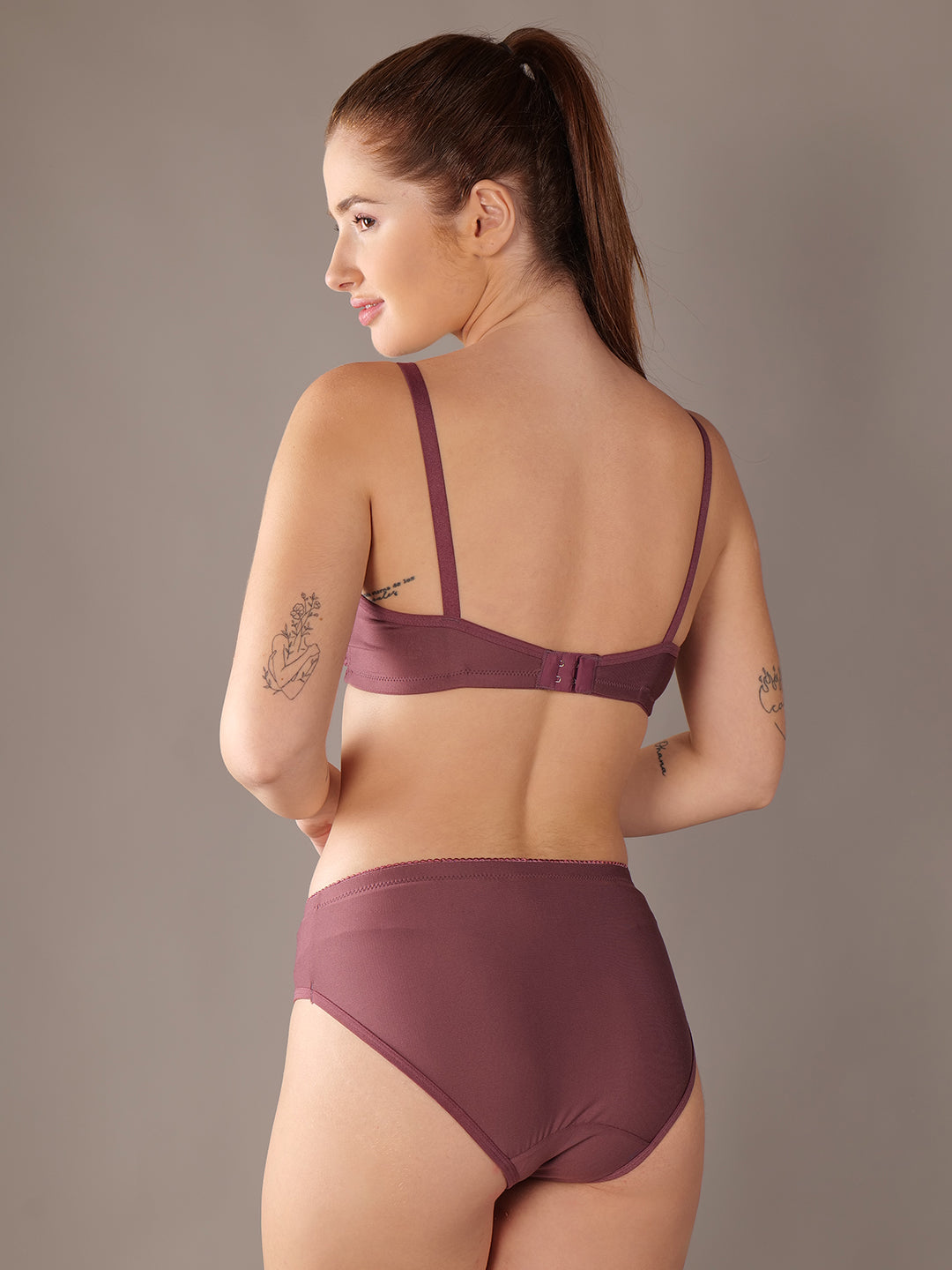 softskin Pack of 3 women's Lacy Nylon Spandex Lingerie Set